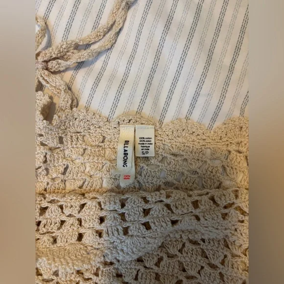 Billabong Beige Crochet Cropped Spaghetti Strap Top Size Small Cotton - Picture 3 of 4